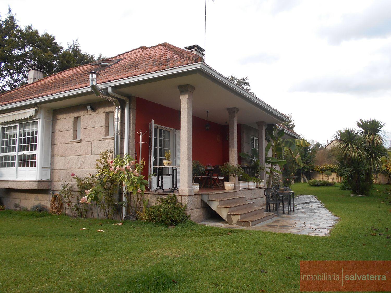 For sale of chalet in Ponteareas