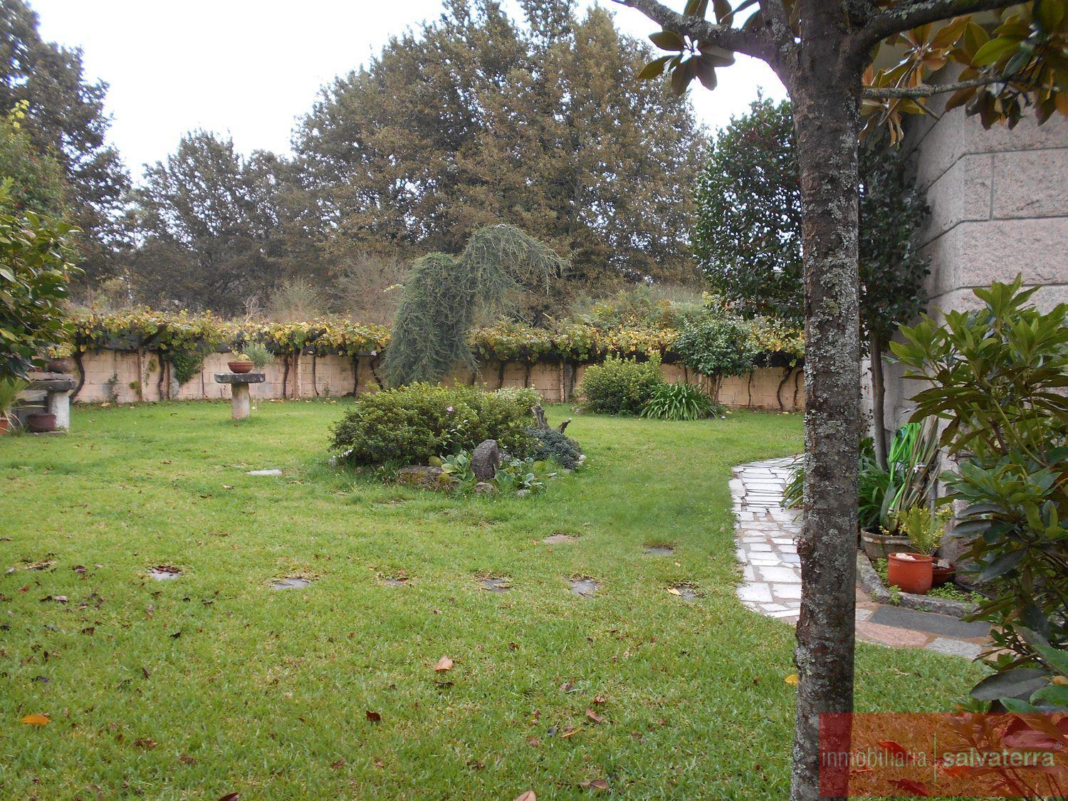 For sale of chalet in Ponteareas