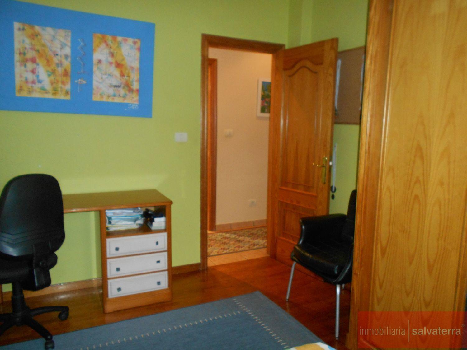 For sale of chalet in Ponteareas