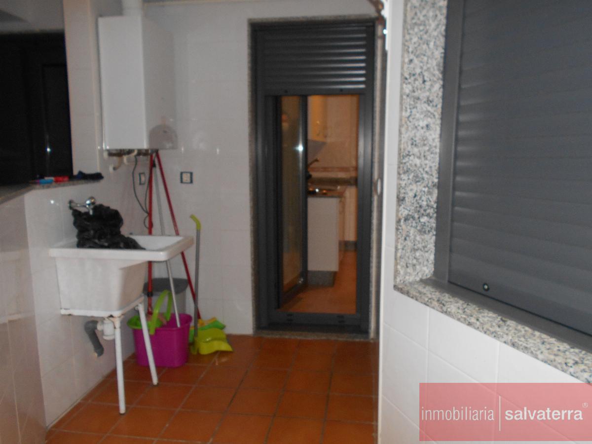 For sale of apartment in Salvaterra de Miño