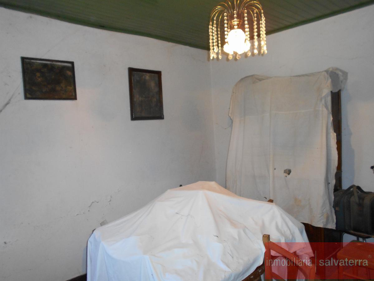 For sale of house in Salvaterra de Miño