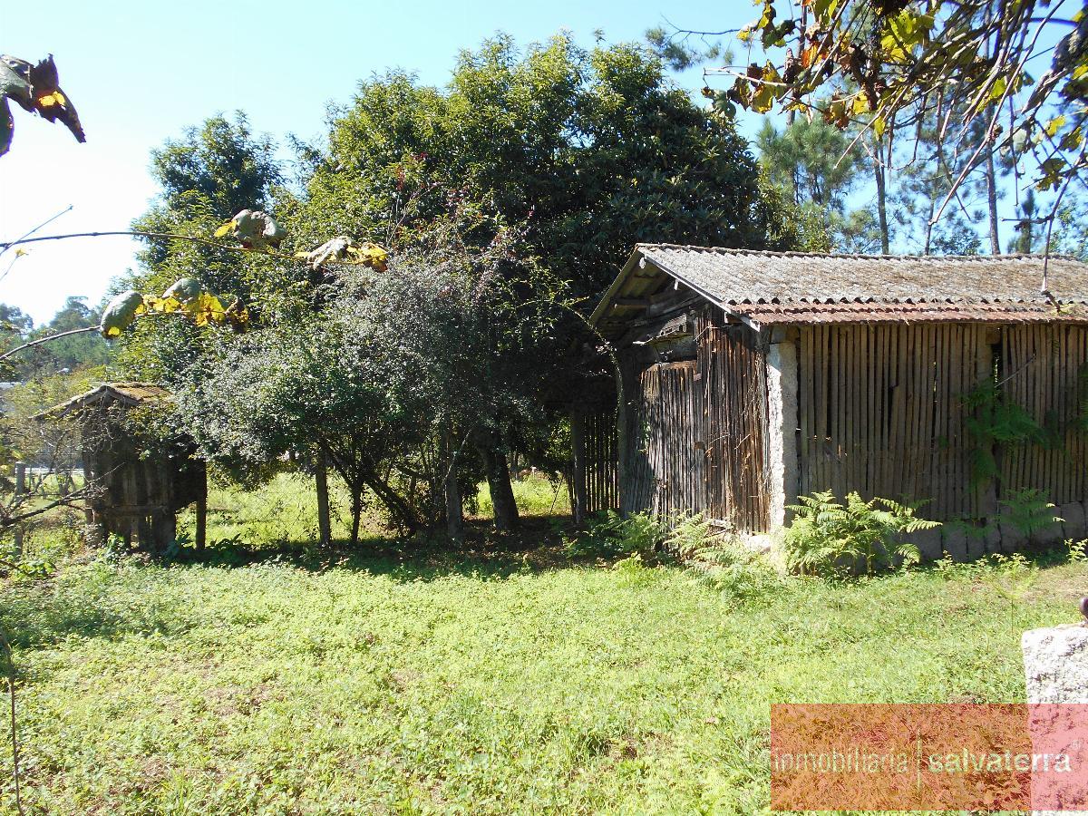 For sale of house in Salvaterra de Miño