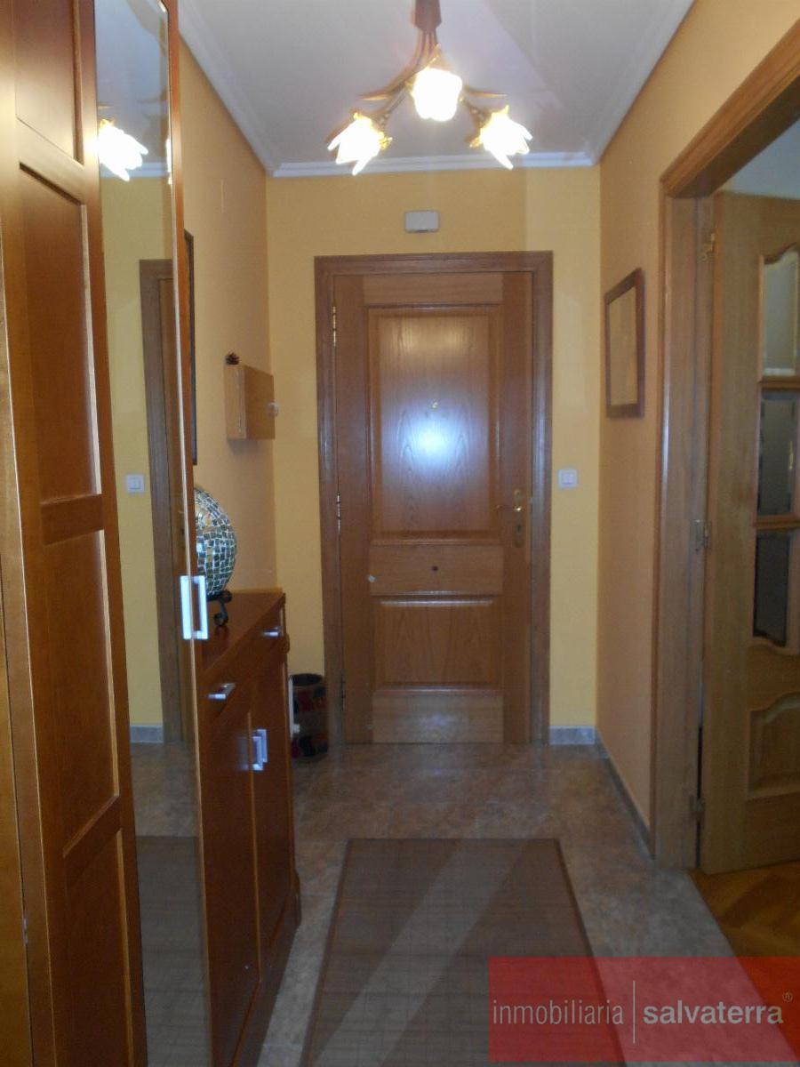 For sale of flat in Ponteareas