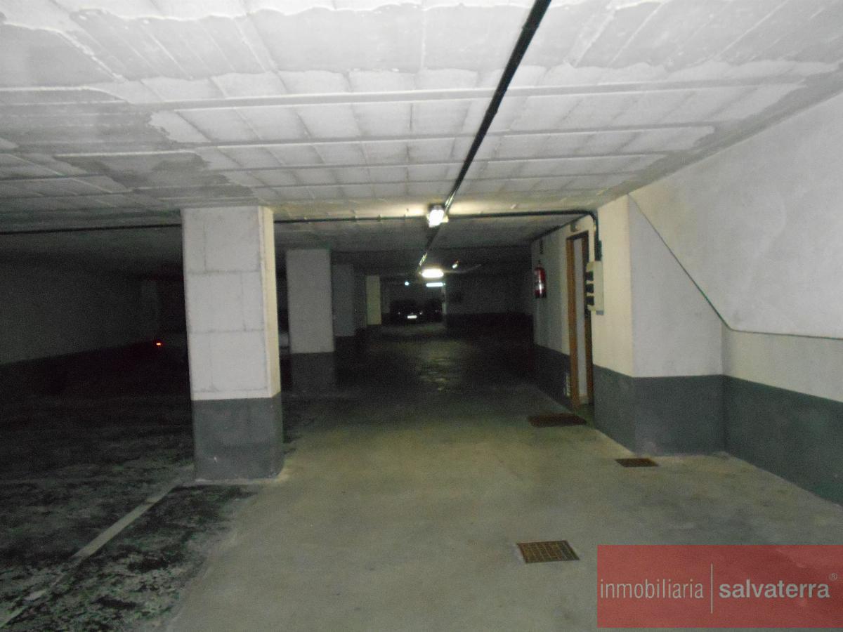 For sale of flat in Ponteareas