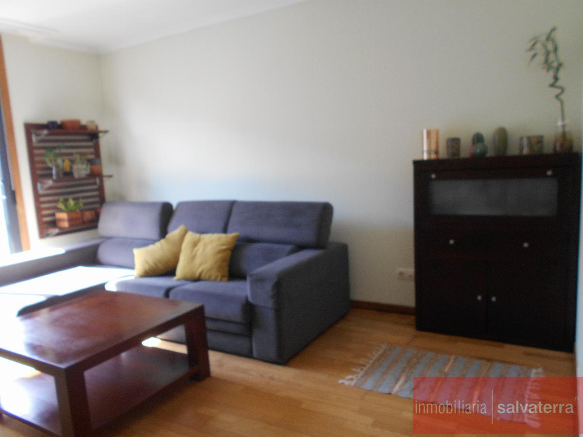 For sale of flat in Salvaterra de Miño