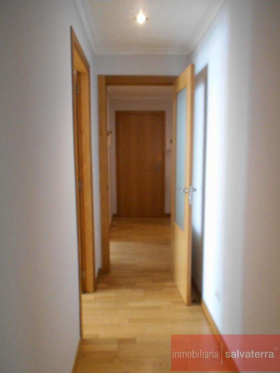 For sale of flat in Salvaterra de Miño