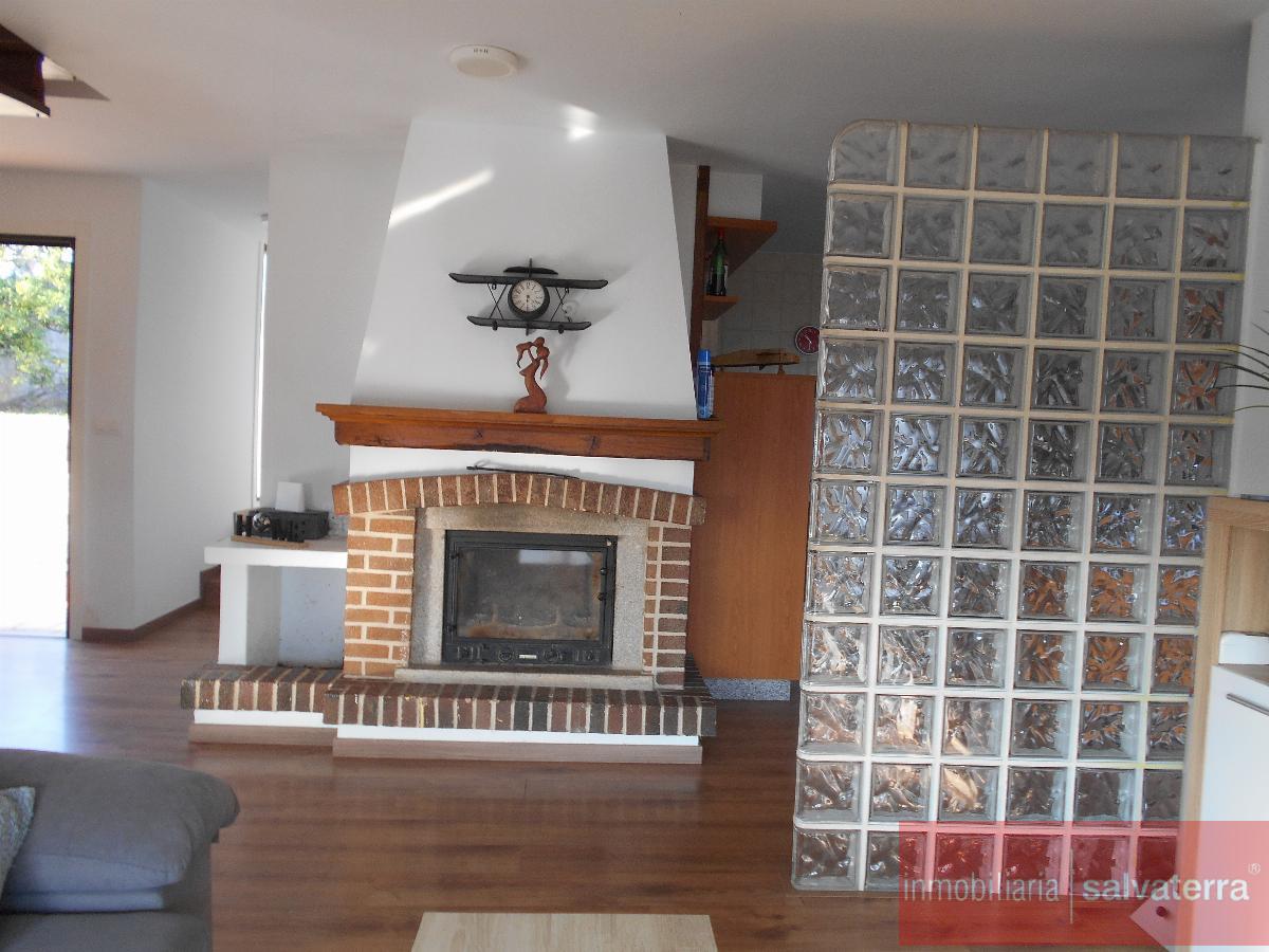 For sale of house in Neves As