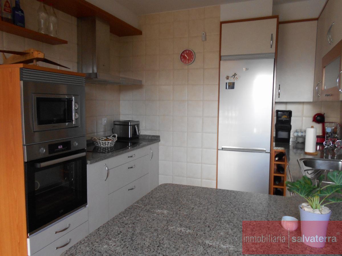 For sale of house in Neves As