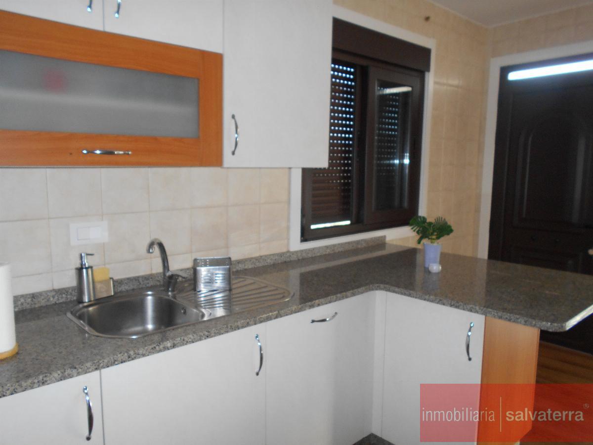 For sale of house in Neves As