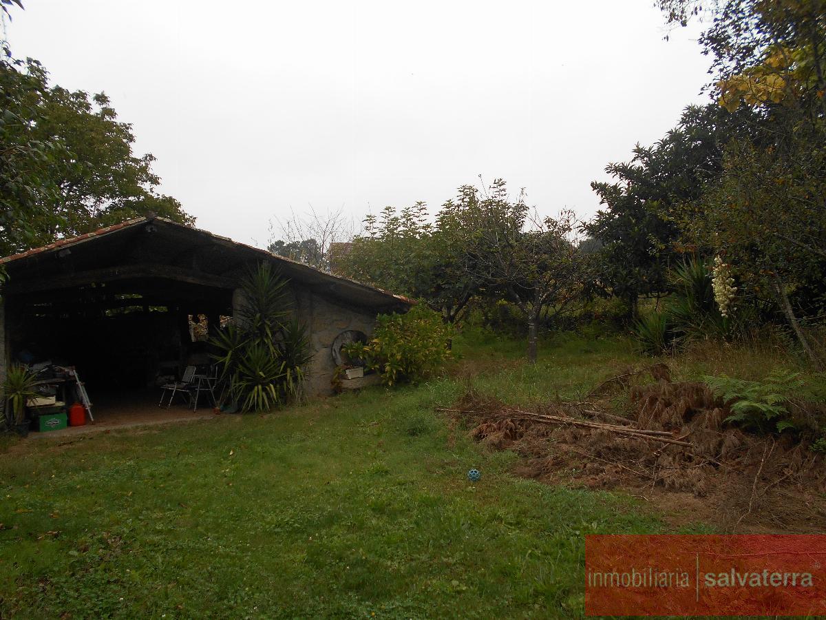 For sale of house in Salvaterra de Miño