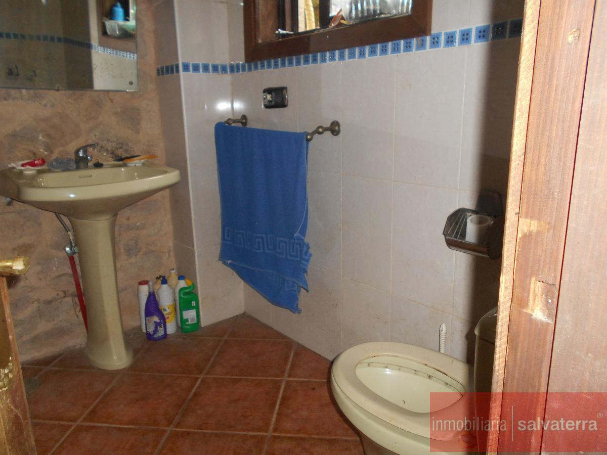 For sale of house in Salvaterra de Miño