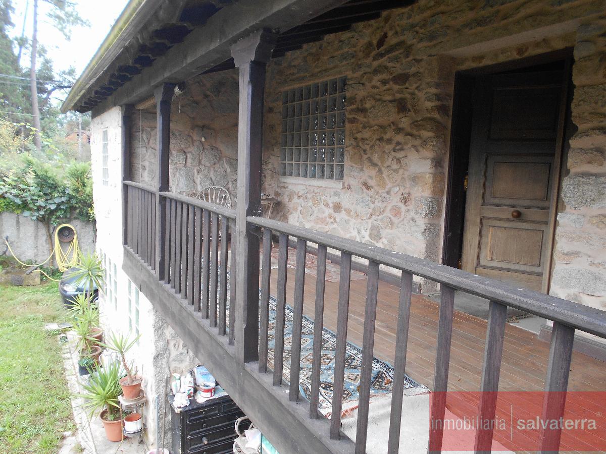For sale of house in Salvaterra de Miño