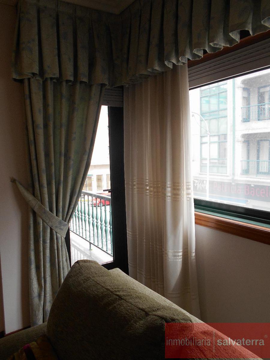 For sale of flat in Salvaterra de Miño