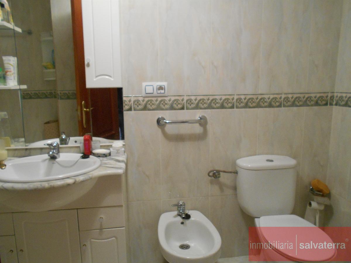 For sale of flat in Salvaterra de Miño