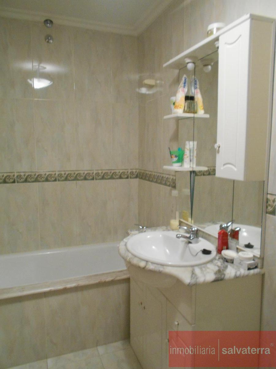 For sale of flat in Salvaterra de Miño