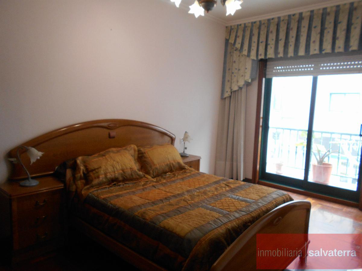 For sale of flat in Salvaterra de Miño