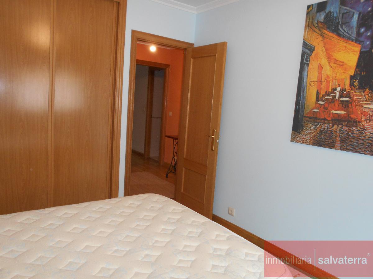 For sale of flat in Neves As