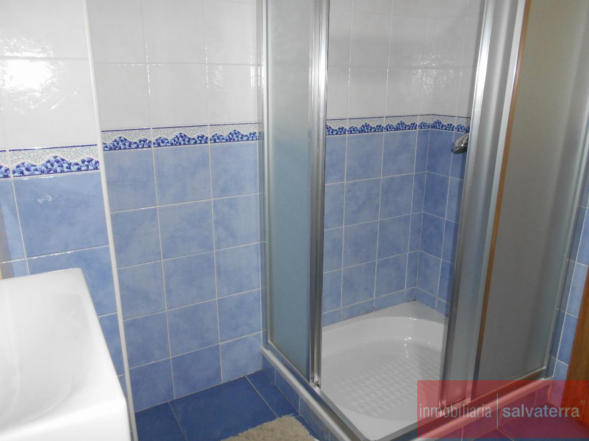 For sale of flat in Neves As