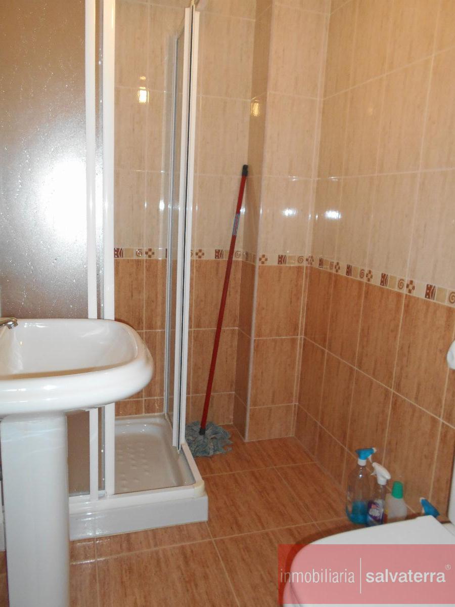 For sale of flat in Salvaterra de Miño