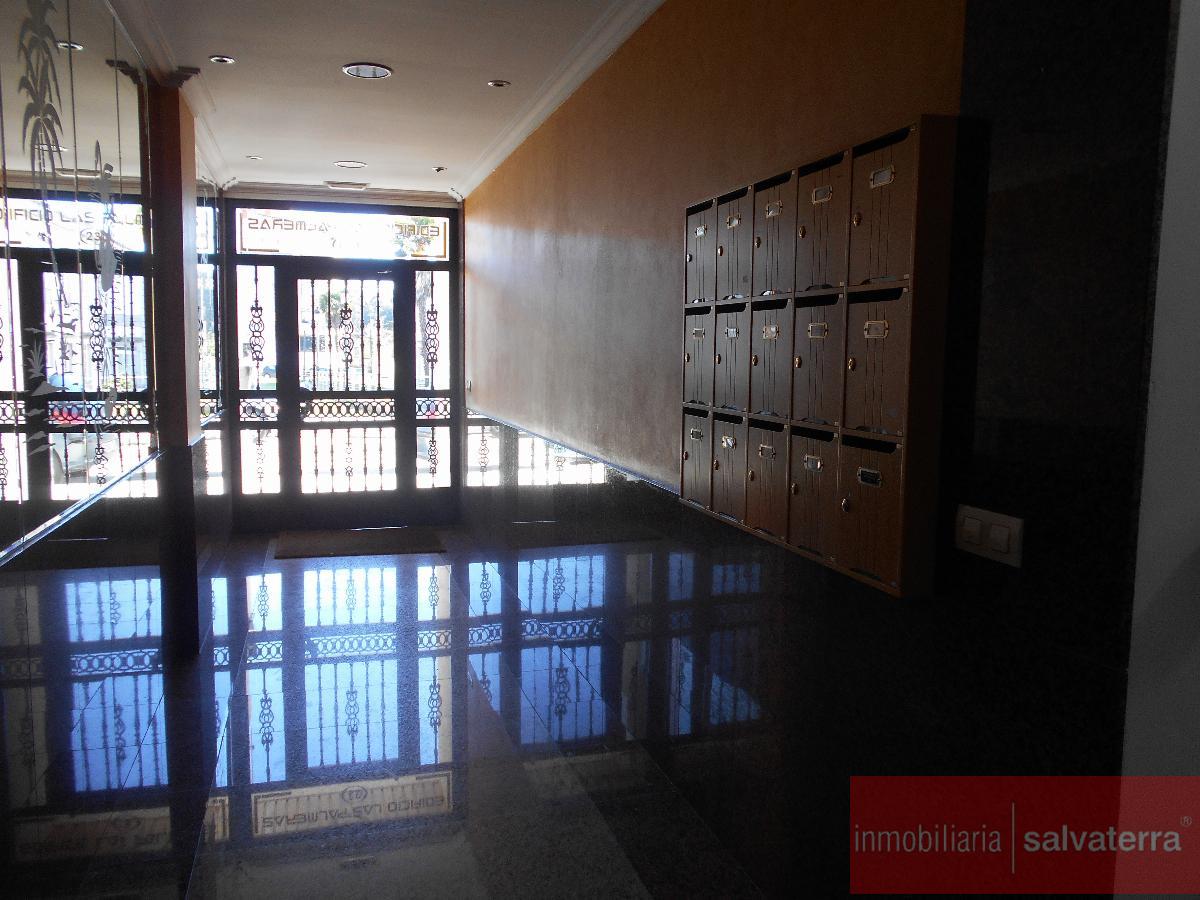 For sale of flat in Salvaterra de Miño
