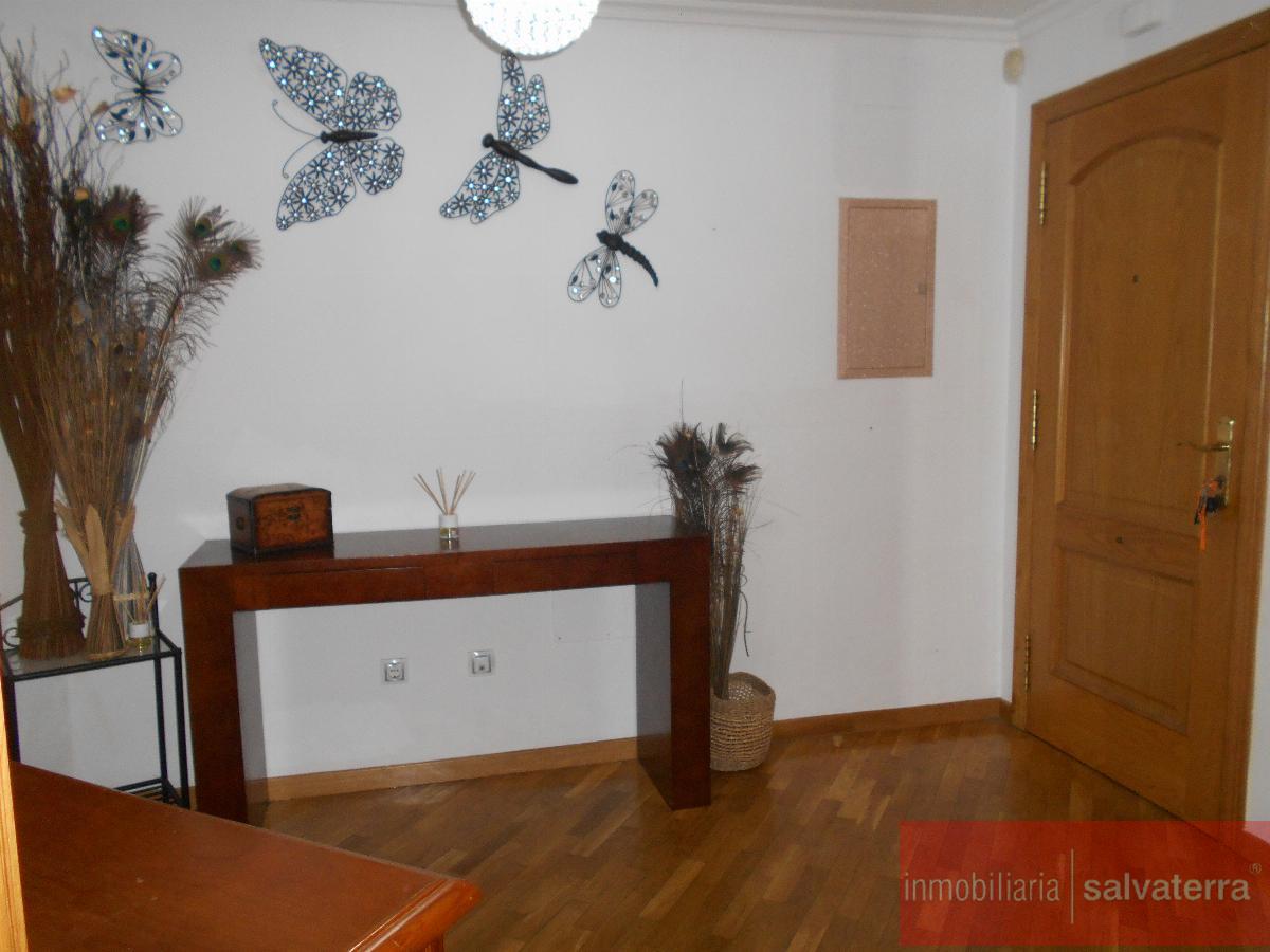 For sale of flat in Salvaterra de Miño