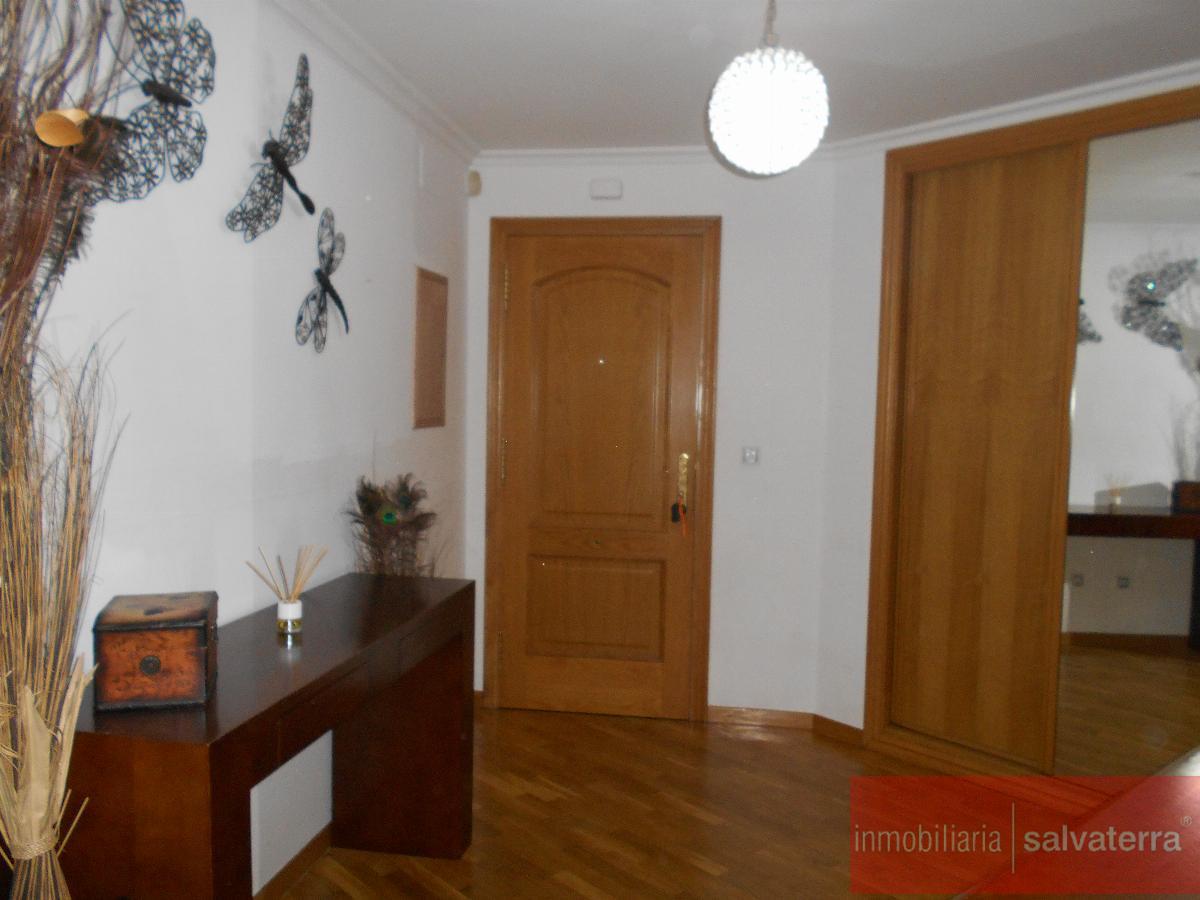 For sale of flat in Salvaterra de Miño