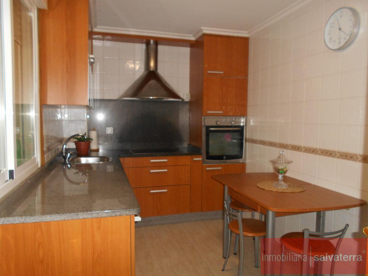 For sale of flat in Salvaterra de Miño