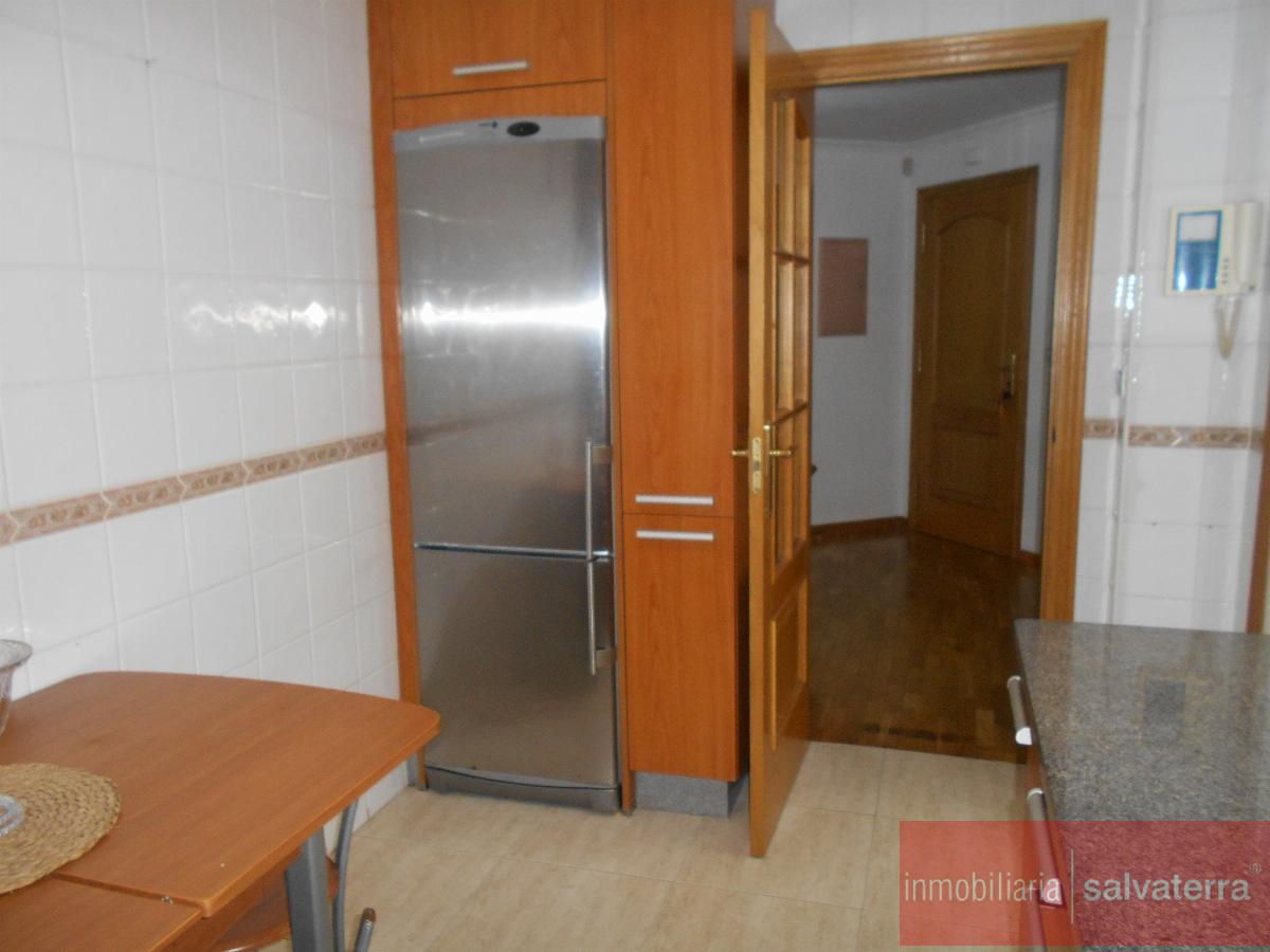 For sale of flat in Salvaterra de Miño