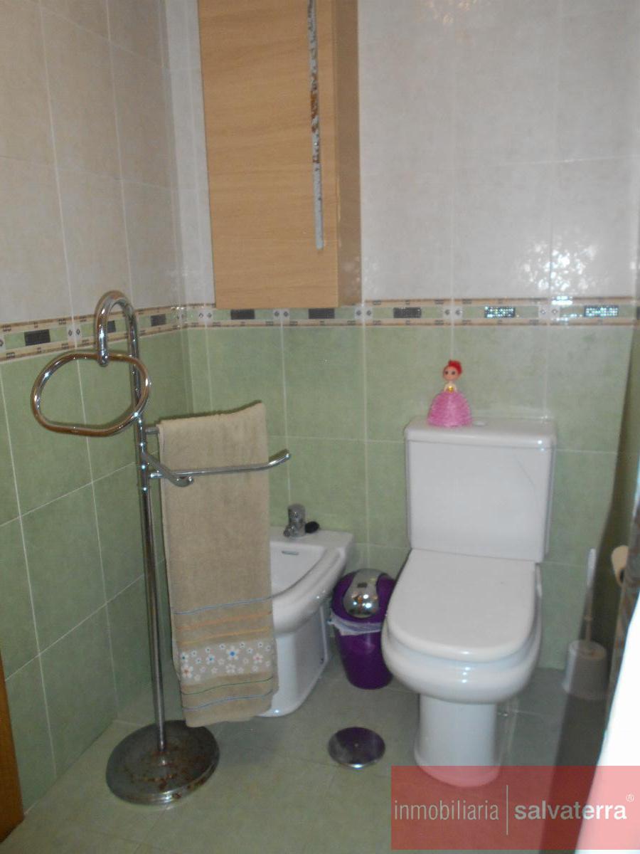 For sale of flat in Salvaterra de Miño