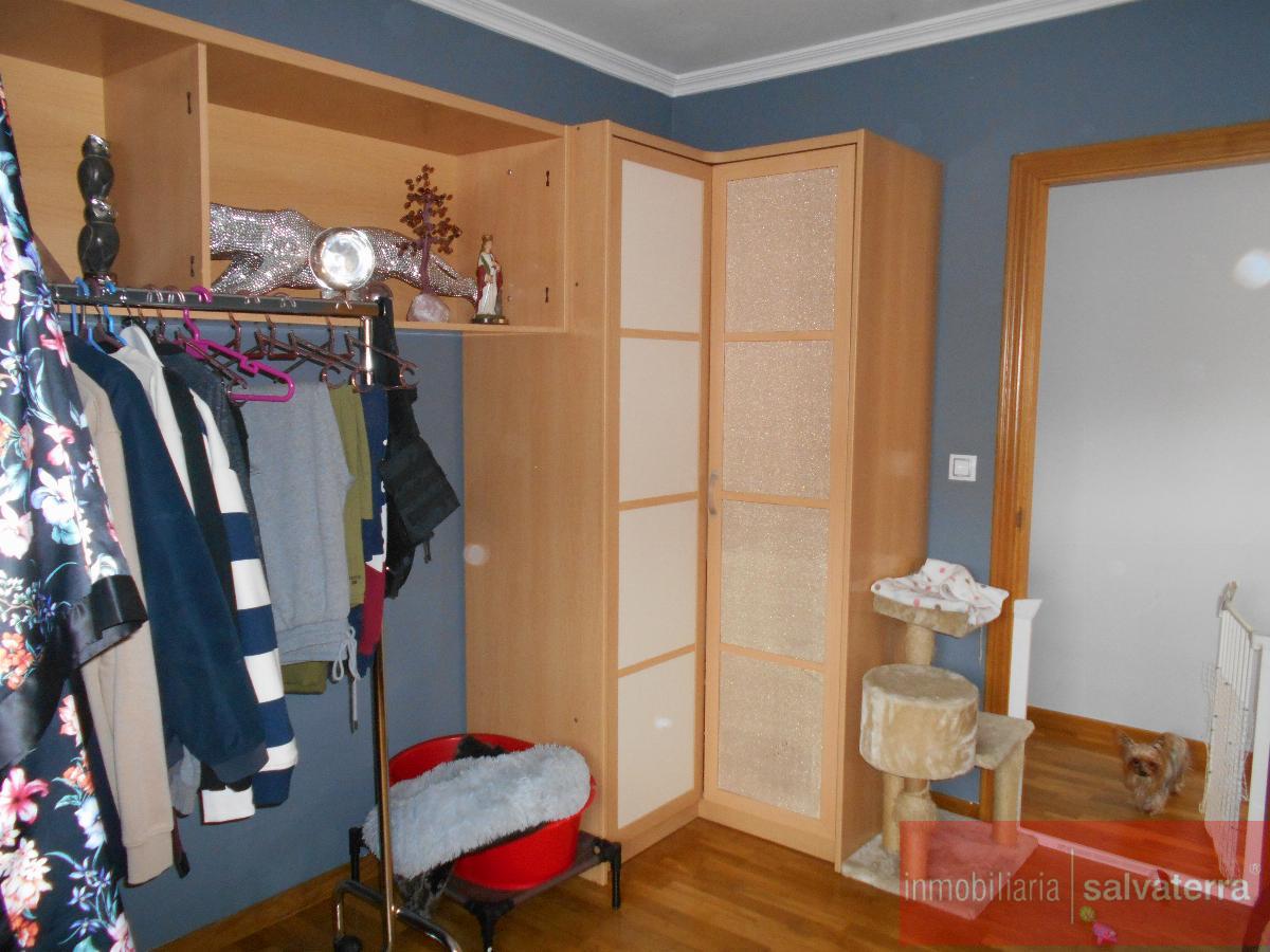 For sale of flat in Salvaterra de Miño