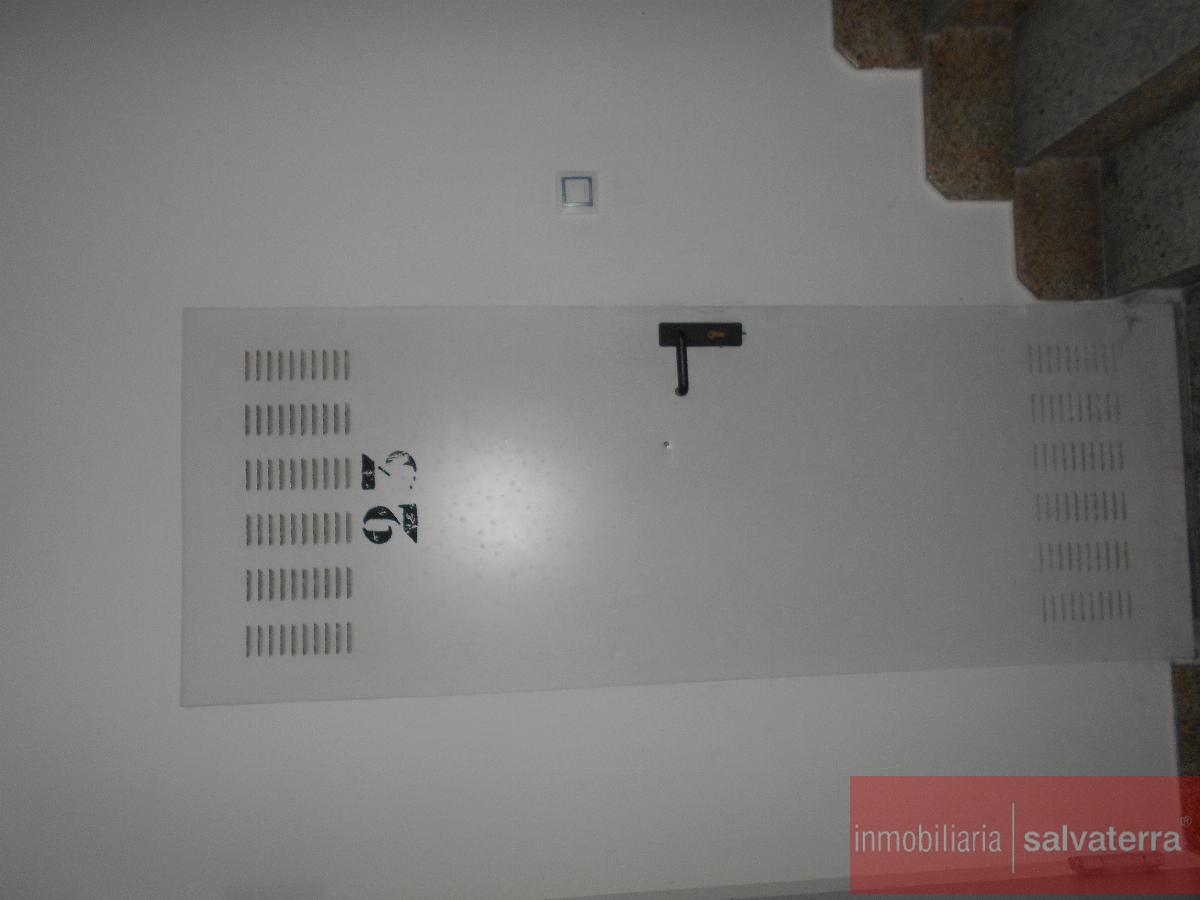 For sale of flat in Salvaterra de Miño