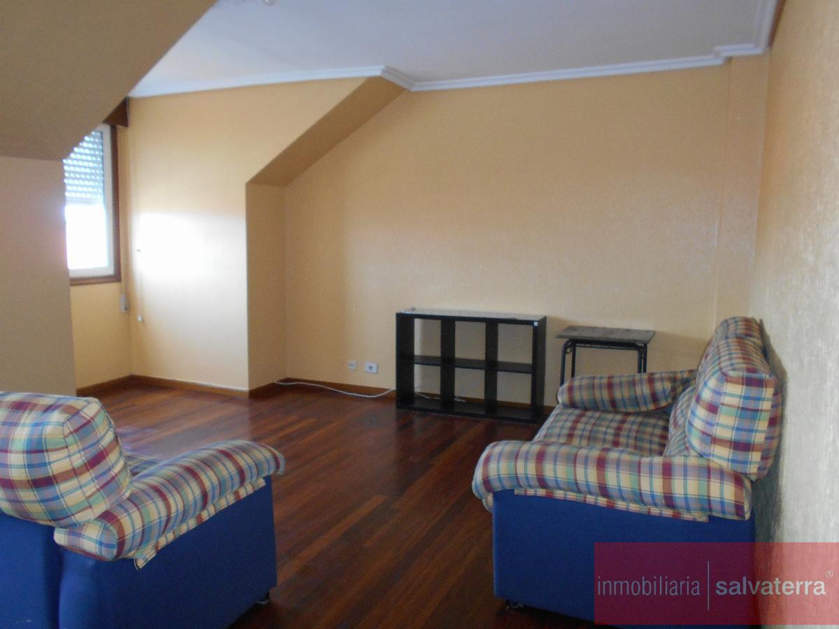 For sale of flat in Neves As
