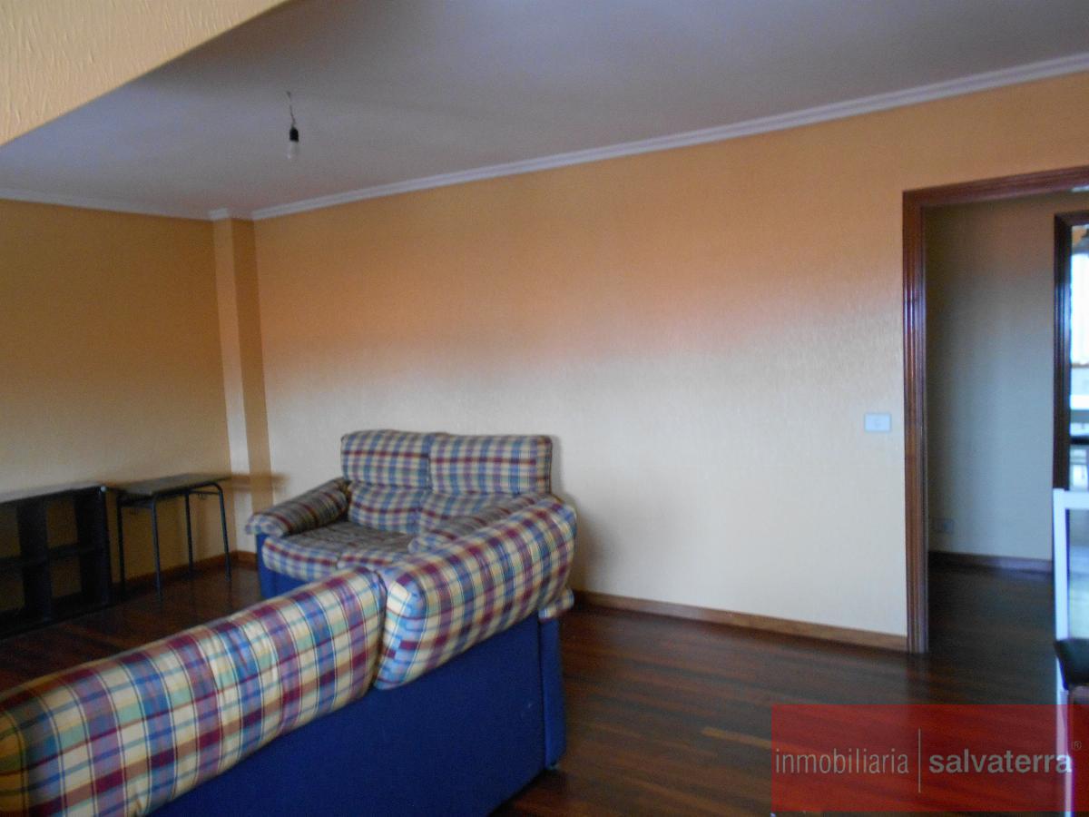 For sale of flat in Neves As