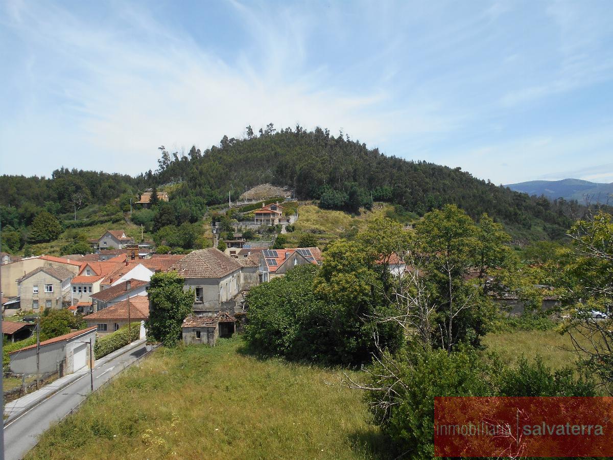 For sale of flat in Neves As