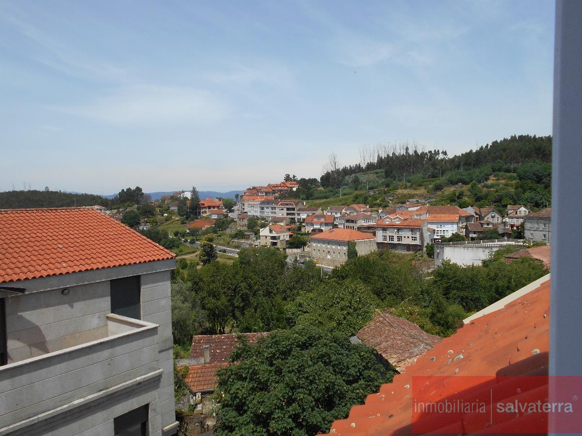 For sale of flat in Neves As