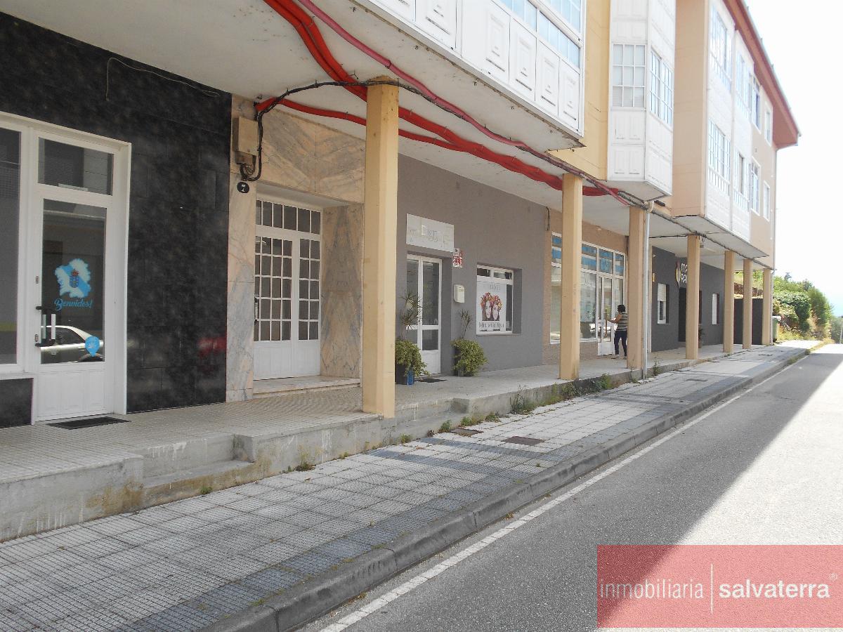 For sale of flat in Neves As