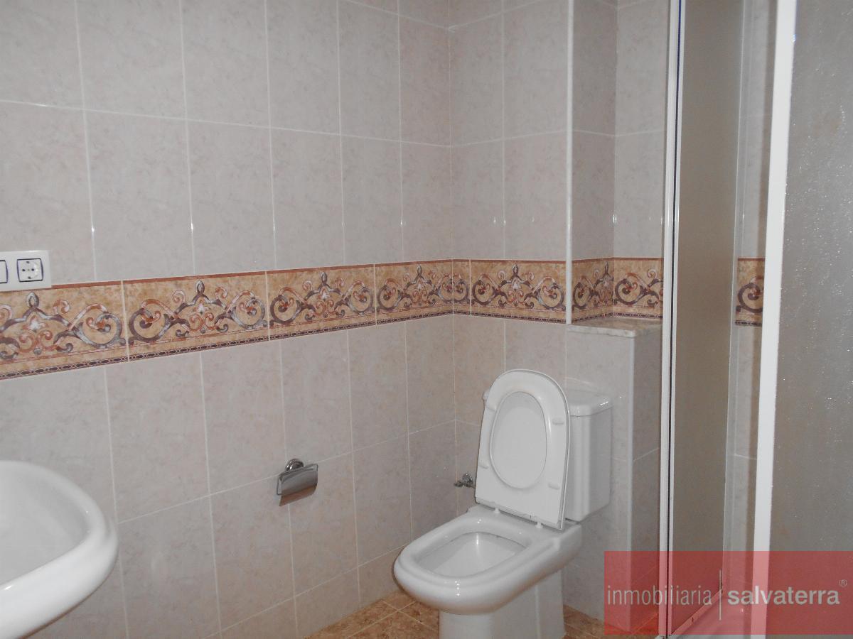 For sale of flat in Salvaterra de Miño