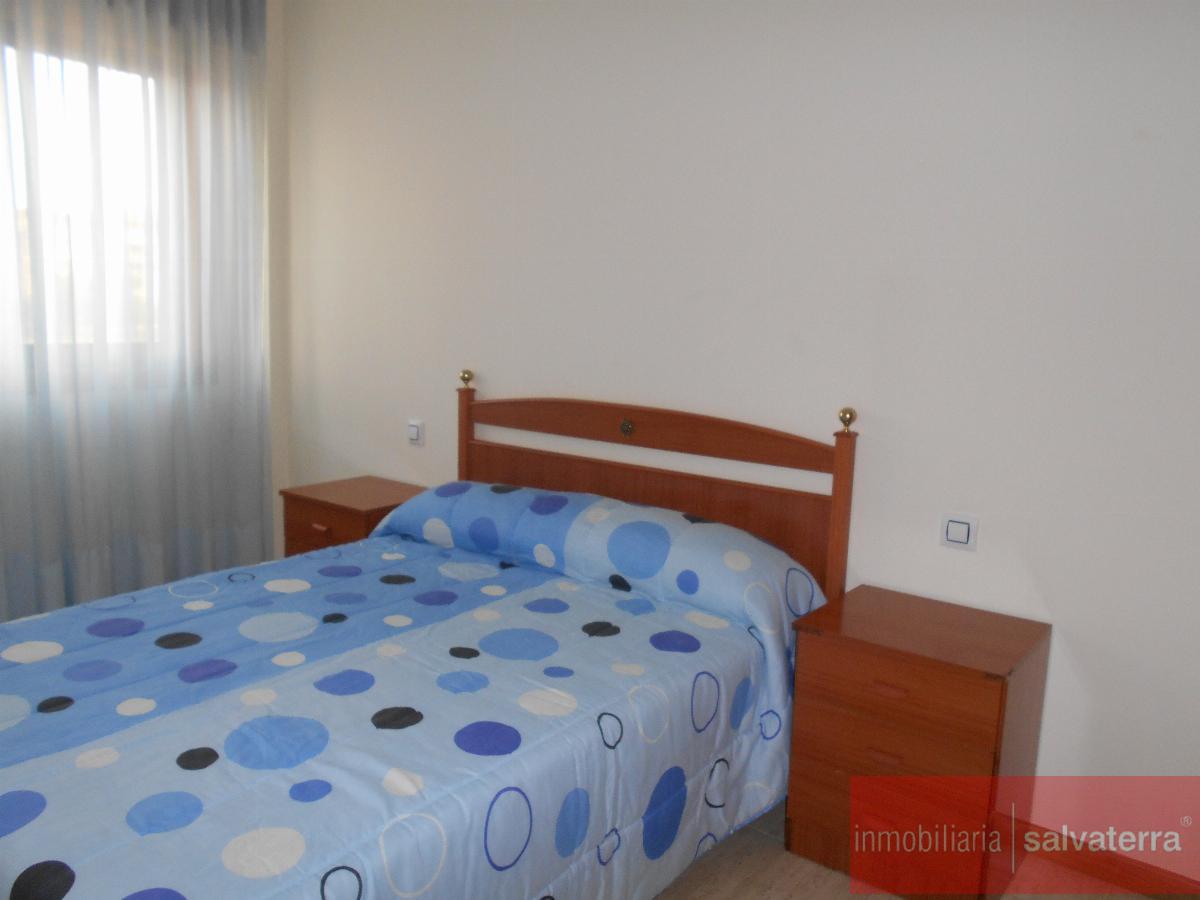 For sale of flat in Salvaterra de Miño