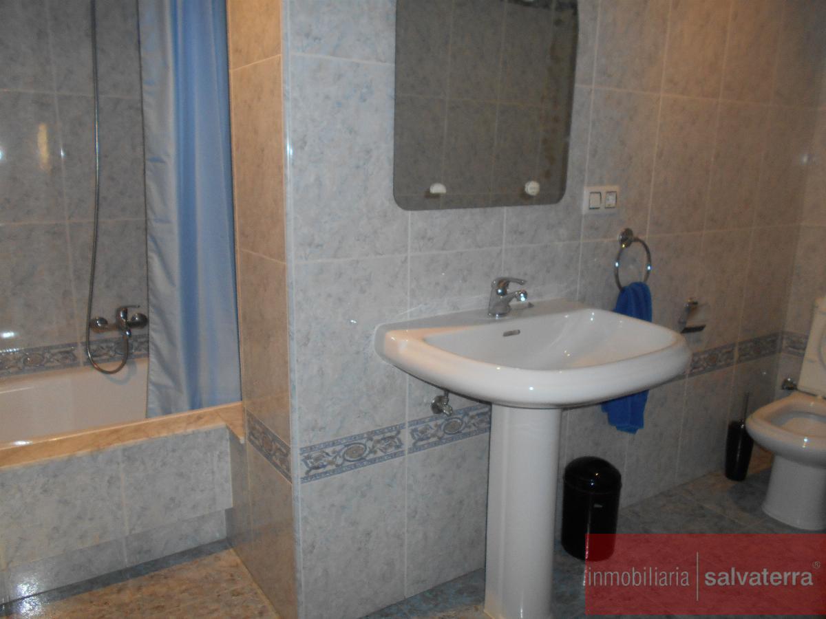 For sale of flat in Salvaterra de Miño