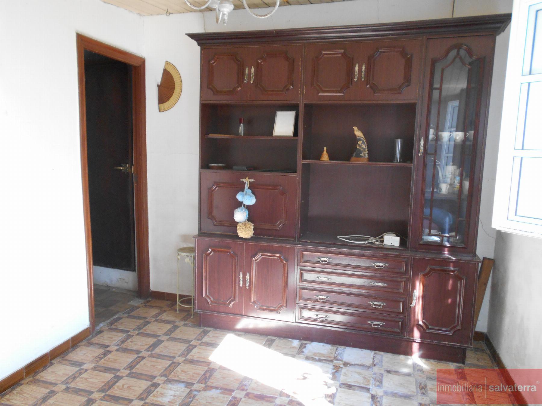 For sale of house in Salvaterra de Miño