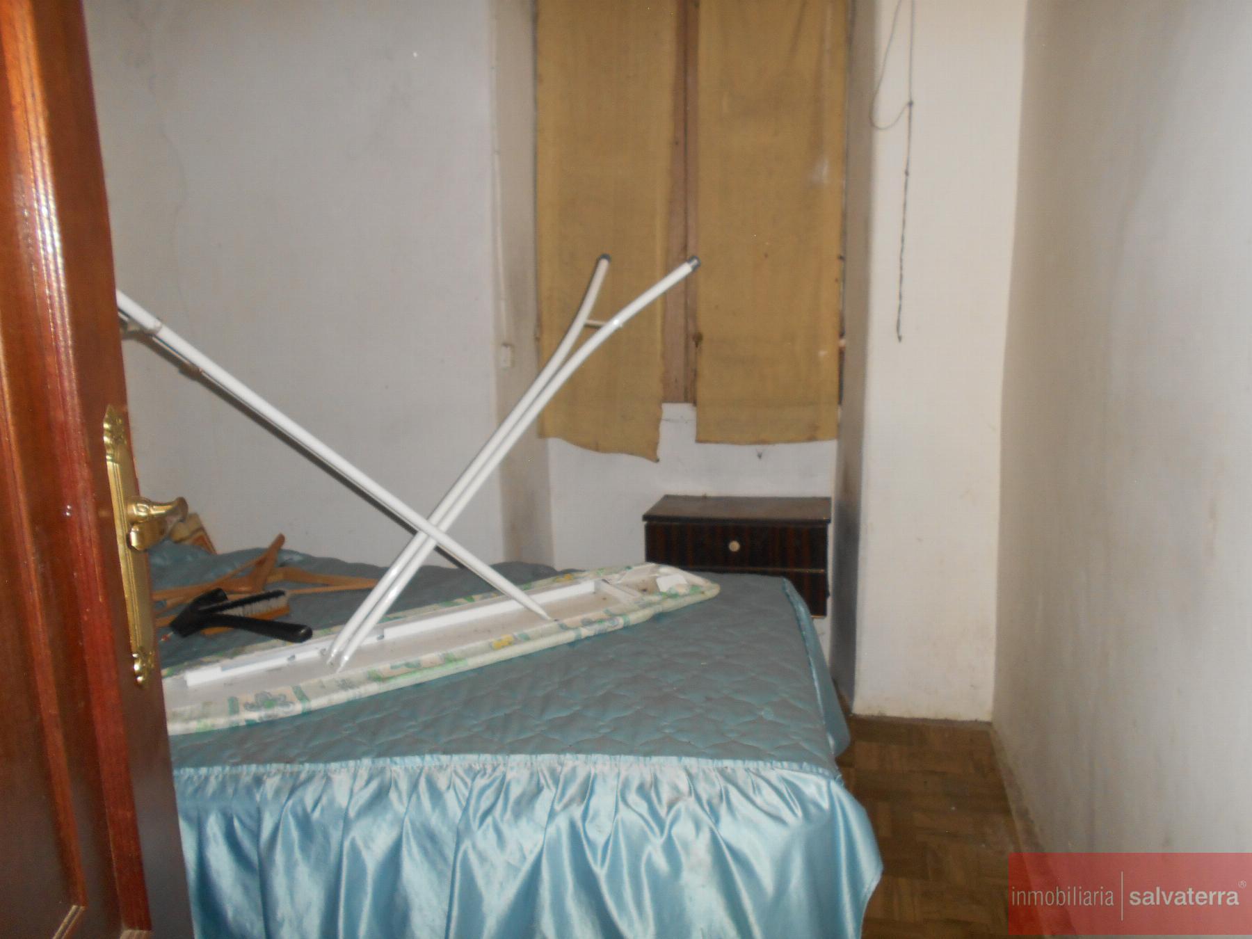 For sale of house in Salvaterra de Miño