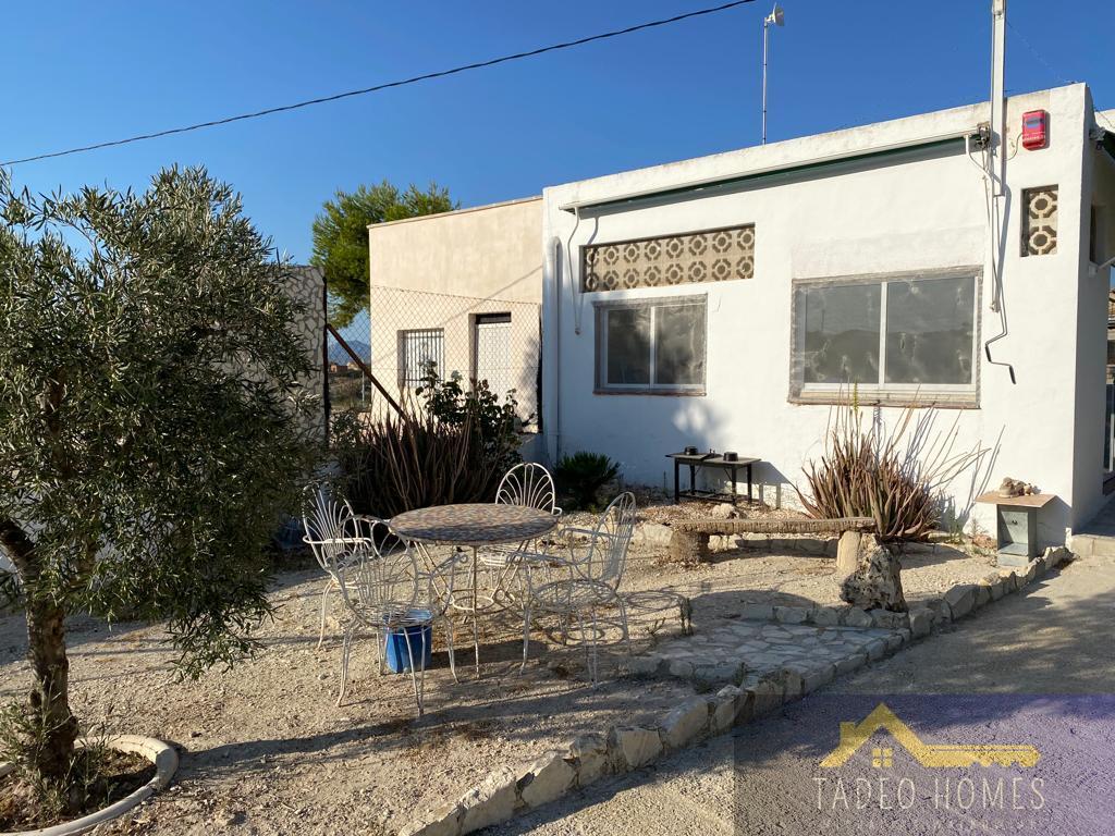 For sale of rural property in Aspe