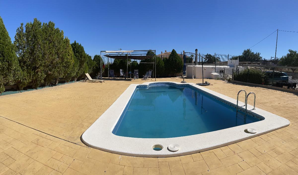 For sale of rural property in Aspe