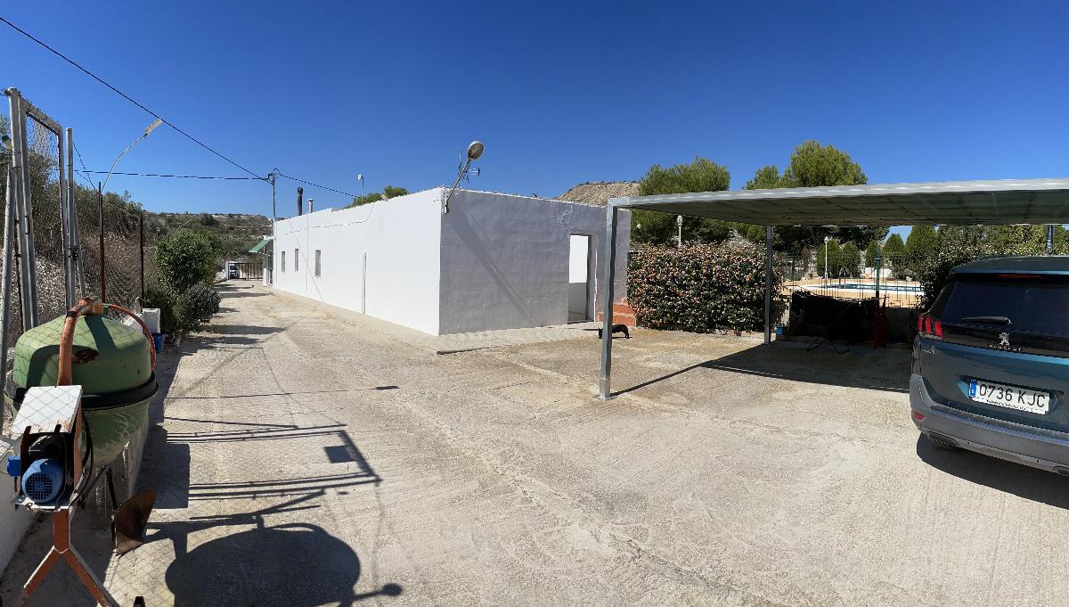 For sale of rural property in Aspe