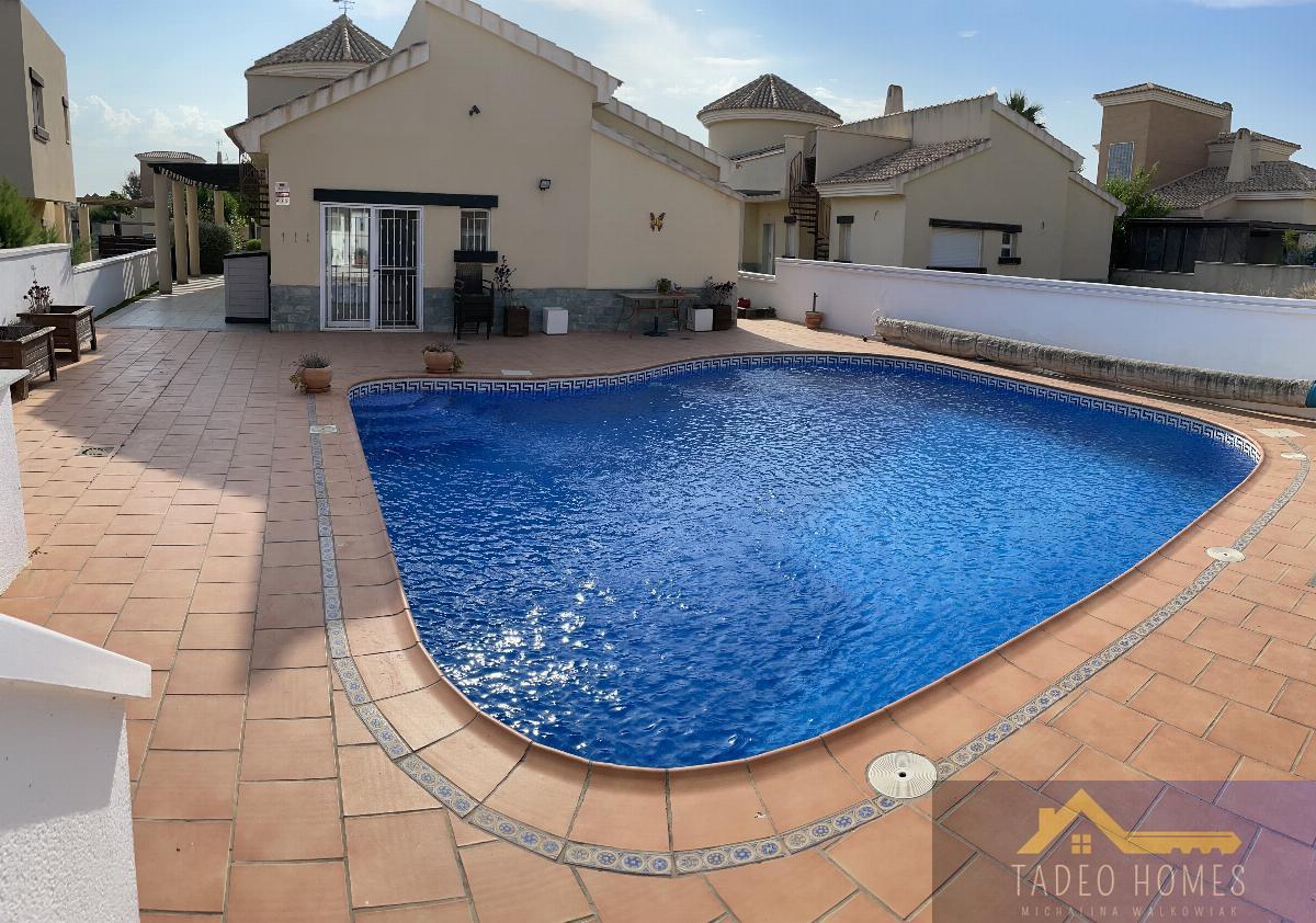 For sale of villa in Gea y Truyols