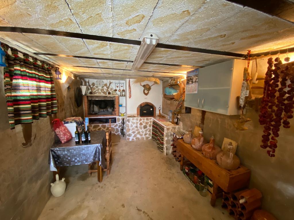 Verkoop van landelijke woning in Aspe