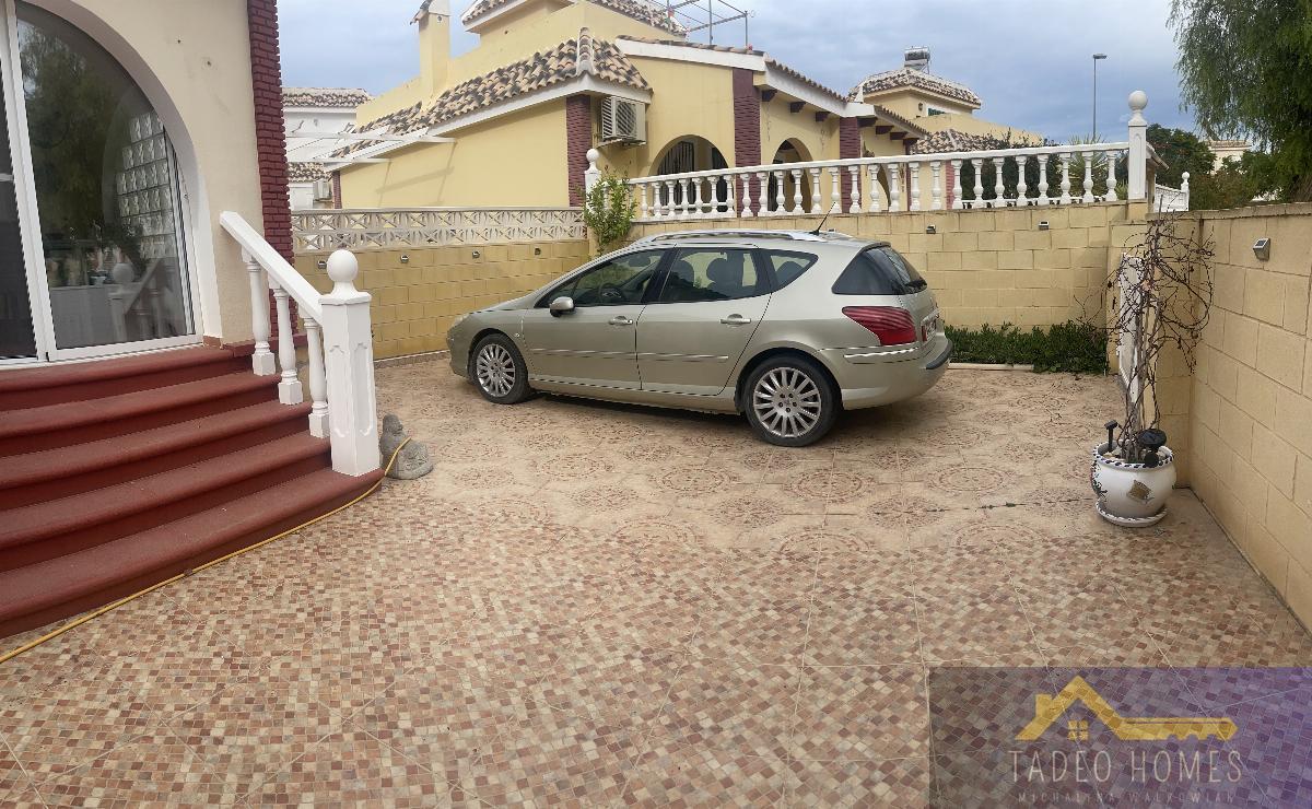 For sale of villa in Gea y Truyols