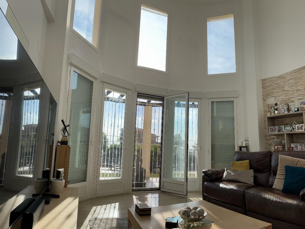 Venta de villa en Gea y Truyols