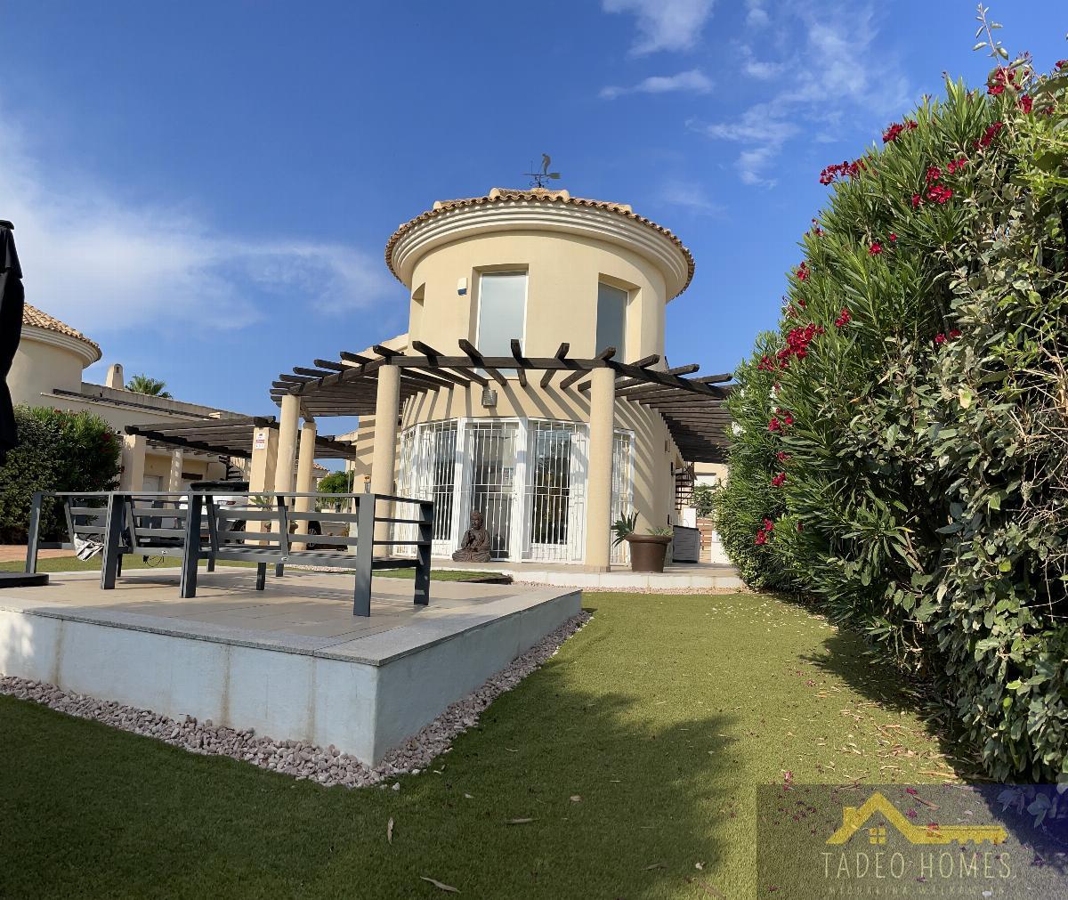 Venta de villa en Gea y Truyols