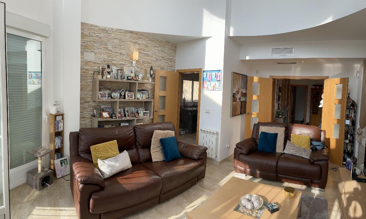 For sale of villa in Gea y Truyols
